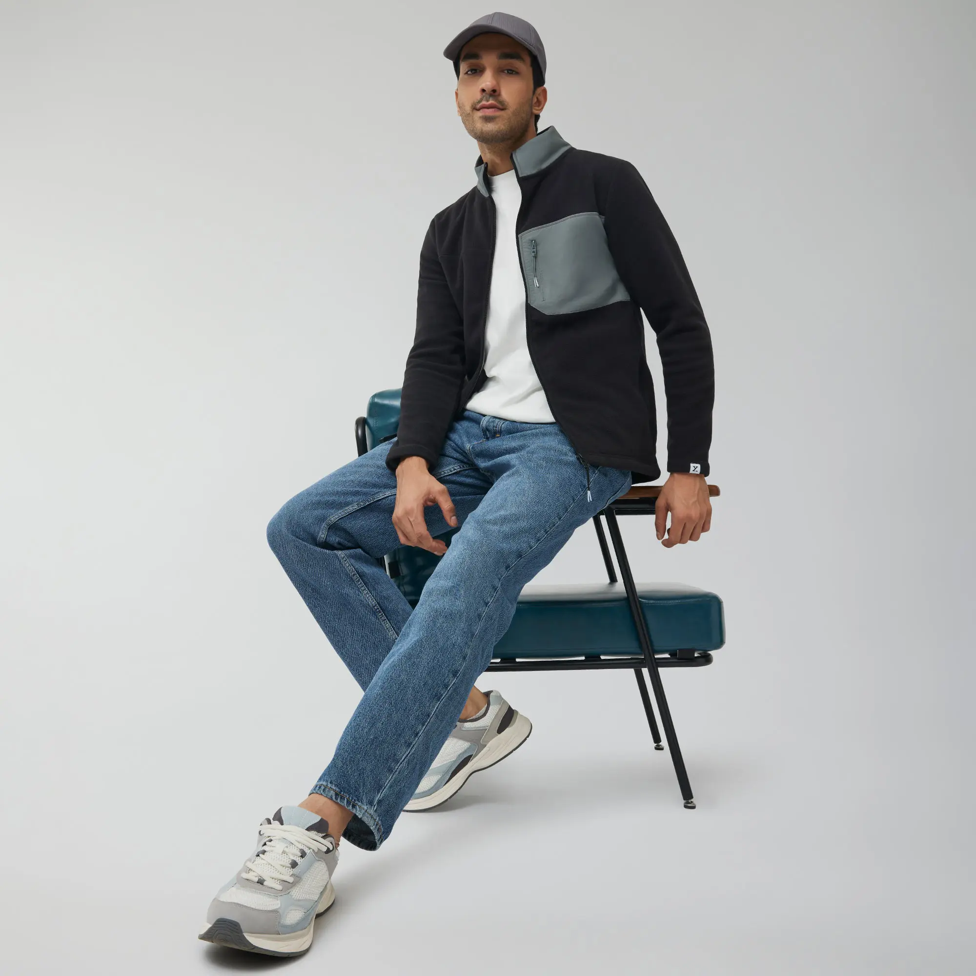 Alterra Fleece Jackets Pitch Black - Image 2