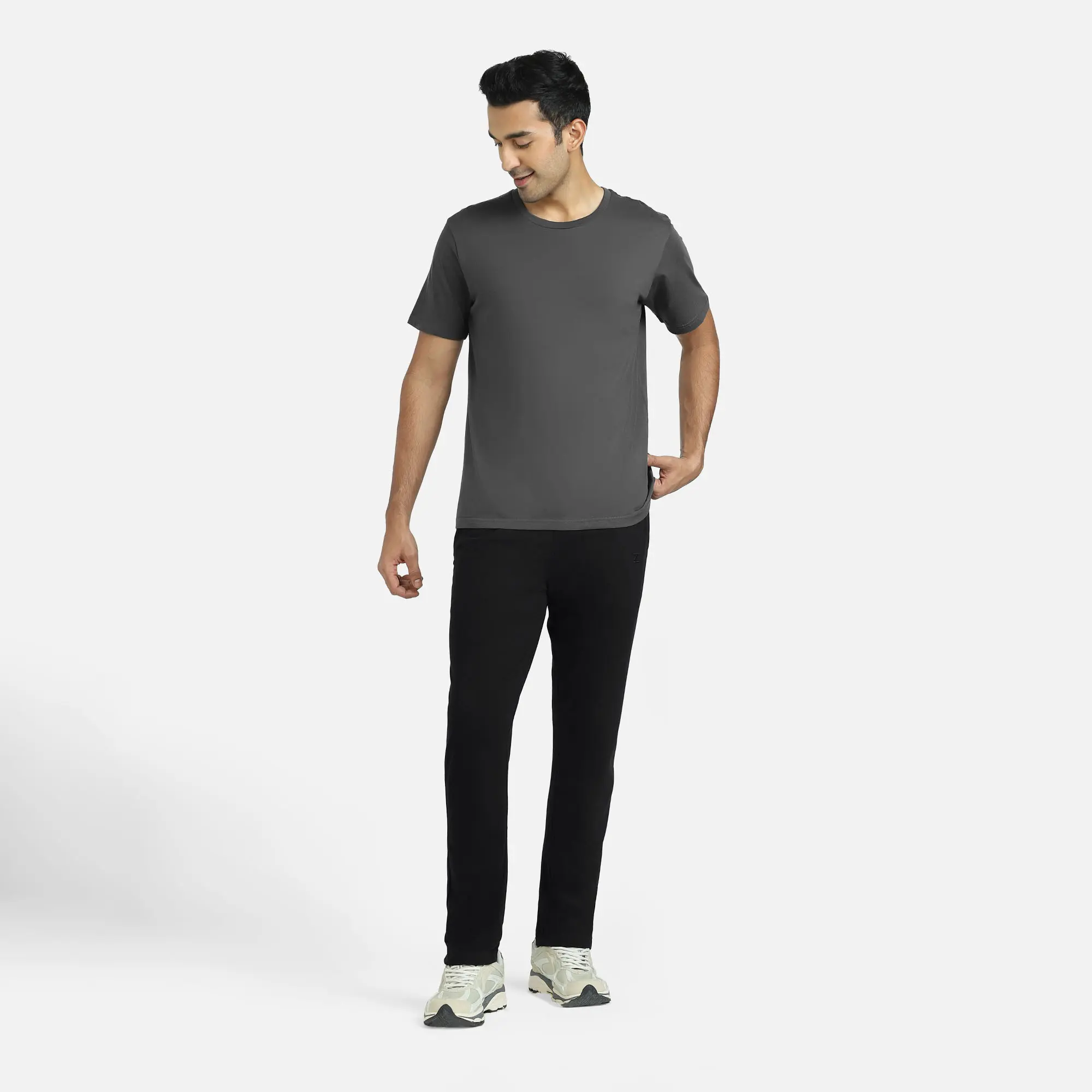 Nova Cotton Rich Track Pants Pitch Black - Image 3